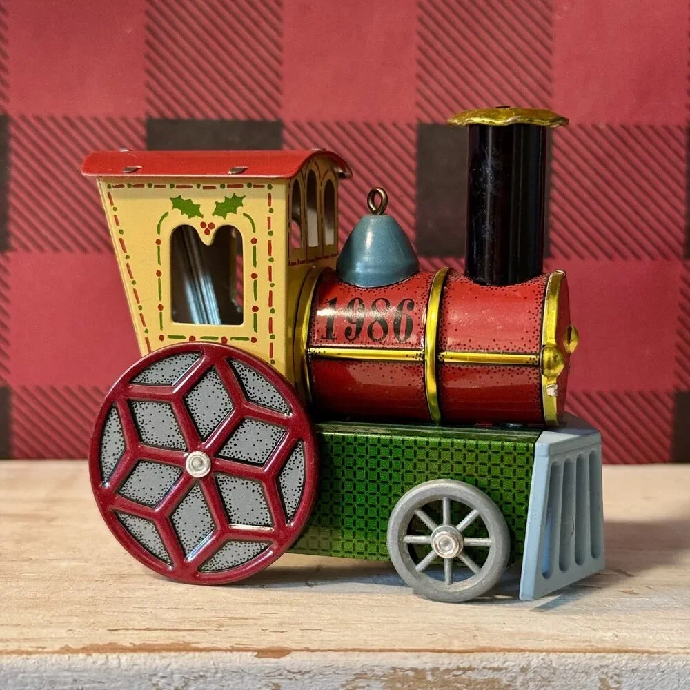 1986 Hallmark Tin Locomotive Train #5 Vintage Christmas Keepsake Ornament